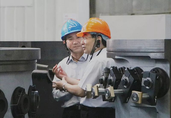 陕西省委书记、省人大常委会主任胡和平一行莅临kdpay“话转型”“谈发展”